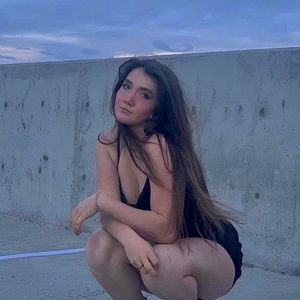 Meet your Posher, Zoe